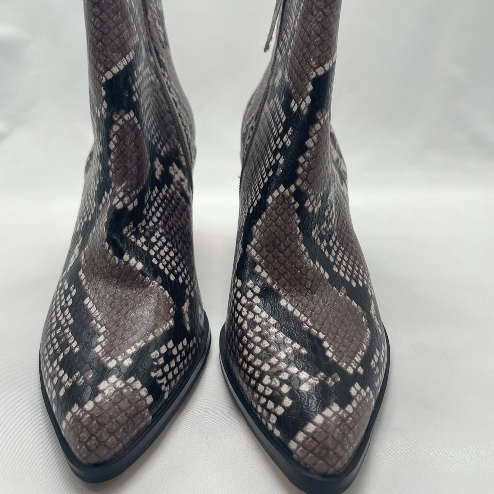 8.5 - 14th & Union Women’s Braxten Ankle Boots - Picture 2 of 8